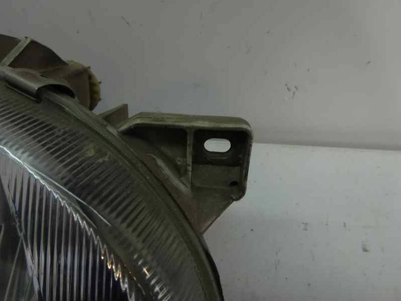 FARO DERECHO VOLKSWAGEN GOLF III BERLINA 1994 1.4 (60 CV)