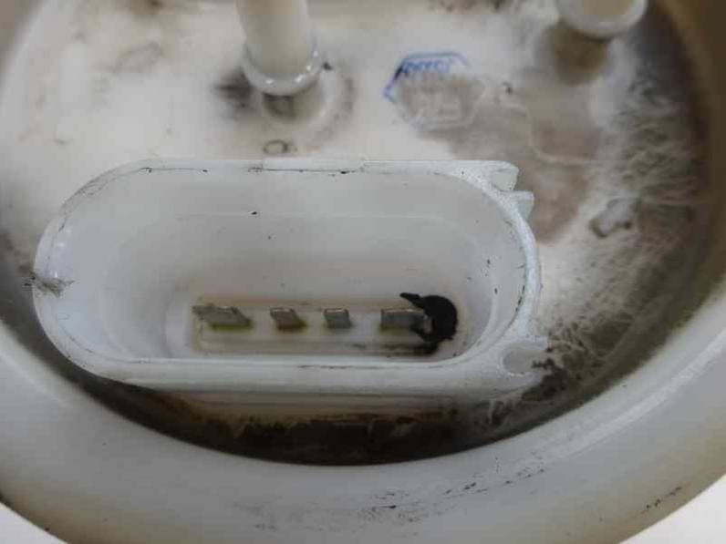 BOMBA COMBUSTIBLE VOLKSWAGEN POLO BERLINA 2001 1.4 (60 CV)