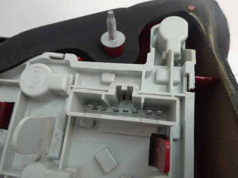 PILOTO TRASERO DERECHO FORD MONDEO BERLINA 2001 2.0 16V DI TD (116 CV)