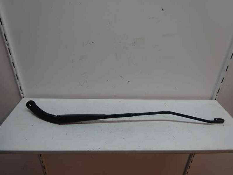 BRAZO LIMPIA DELANTERO DERECHO DACIA DOKKER 2013 1.5 BLUE DCI D FAP (75 CV)