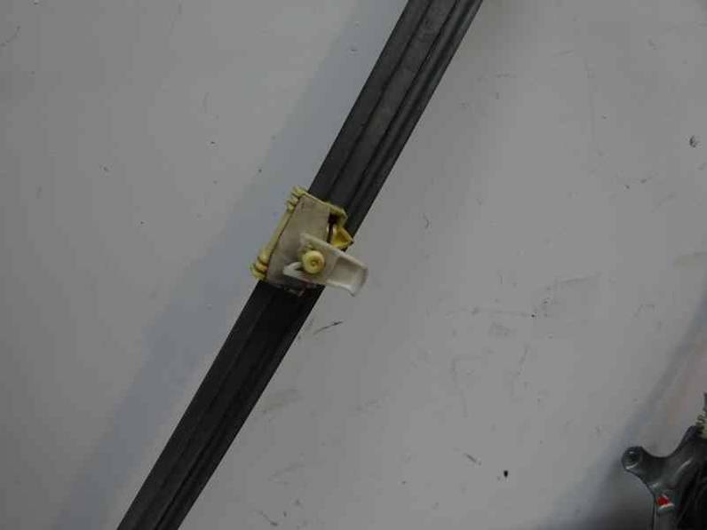 ELEVALUNAS DELANTERO IZQUIERDO RENAULT SCENIC 2002 1.9 DTI D (80 CV)