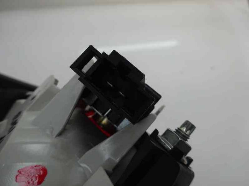 PILOTO TRASERO DERECHO AUDI A4 BERLINA 2005 2.0 TDI (140 CV)