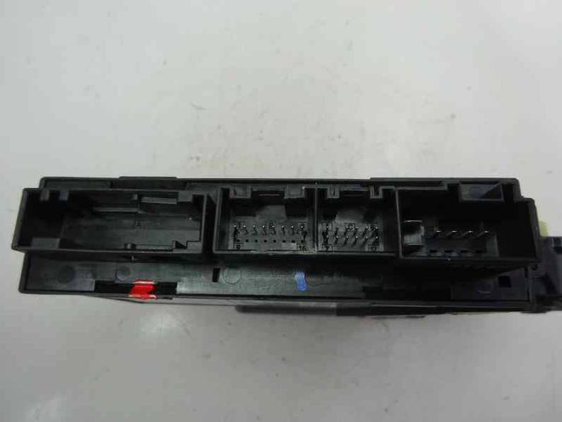 MOTOR ELEVALUNAS TRASERO DERECHO AUDI A4 BERLINA 2005 2.0 TDI (140 CV)