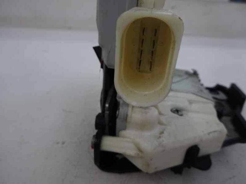 CERRADURA PUERTA TRASERA IZQUIERDA AUDI A4 BERLINA 2005 2.0 TDI (140 CV)