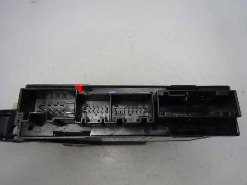 MOTOR ELEVALUNAS TRASERO IZQUIERDO AUDI A4 BERLINA 2005 2.0 TDI (140 CV)