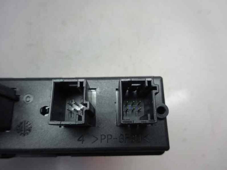 MOTOR ELEVALUNAS DELANTERO DERECHO CITROEN C4 GRAND PICASSO 2007 2.0 HDI FAP (136 CV)