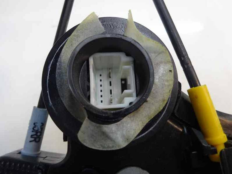 CERRADURA PUERTA TRASERA DERECHA TOYOTA COROLLA 2005 1.6 16V (110 CV)