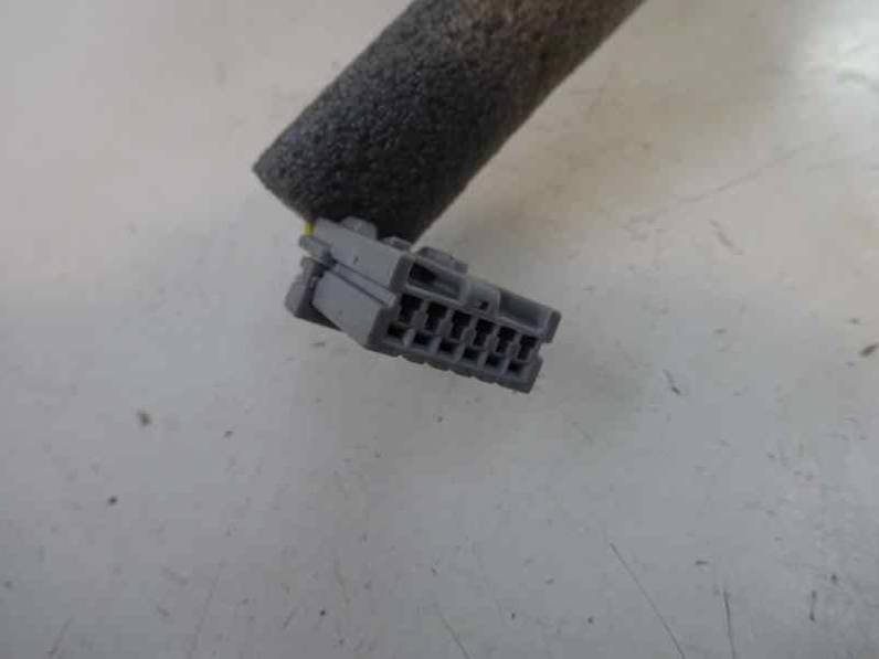 RETROVISOR DERECHO NISSAN ALMERA TINO 2001 2.2 16V TURBODIESEL (114 CV)