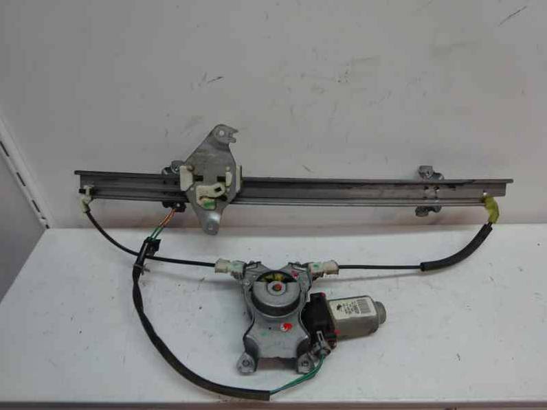 ELEVALUNAS DELANTERO DERECHO NISSAN ALMERA TINO 2001 2.2 16V TURBODIESEL (114 CV)