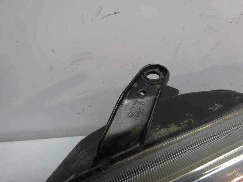 FARO IZQUIERDO TOYOTA RAV 4 2002 2.0 TURBODIESEL (116 CV)