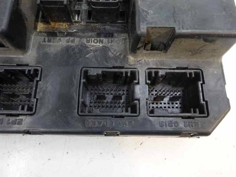 CAJA RELES FUSIBLES CITROEN C5 BERLINA 2003 2.0 HDI (109 CV)