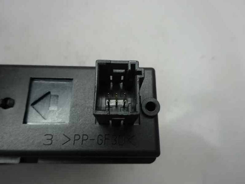 MOTOR ELEVALUNAS DELANTERO DERECHO CITROEN C4 PICASSO 2013 1.6 HDI FAP (112 CV)