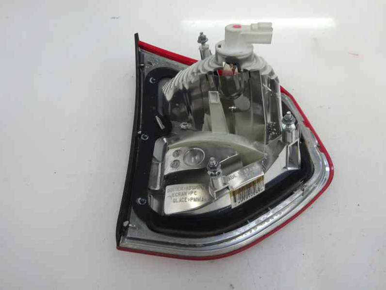 PILOTO TRASERO DERECHO CITROEN C4 PICASSO 2009 1.6 16V HDI FAP (109 CV)