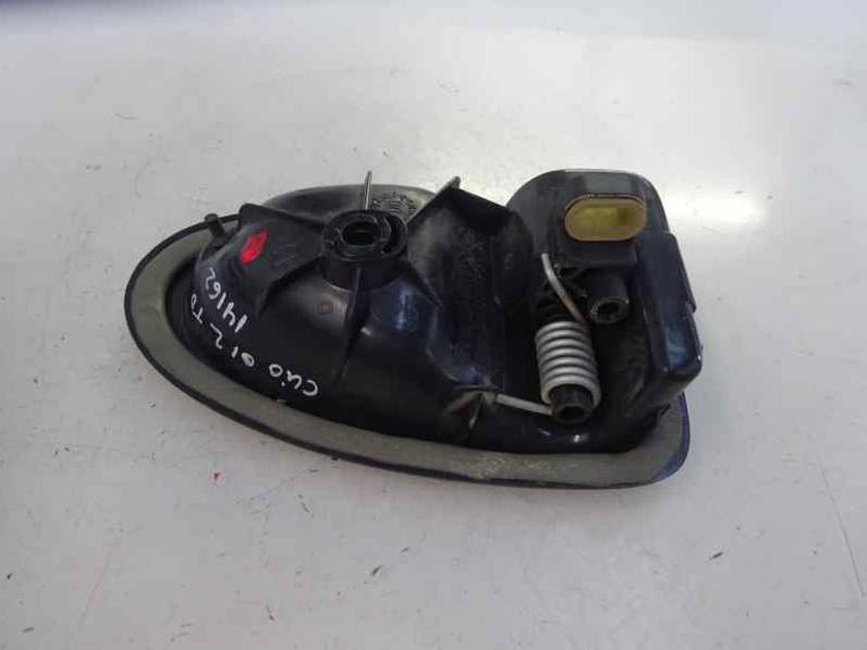 MANETA INTERIOR TRASERA DERECHA RENAULT CLIO II FASE I 2001 1.9 D (64 CV)