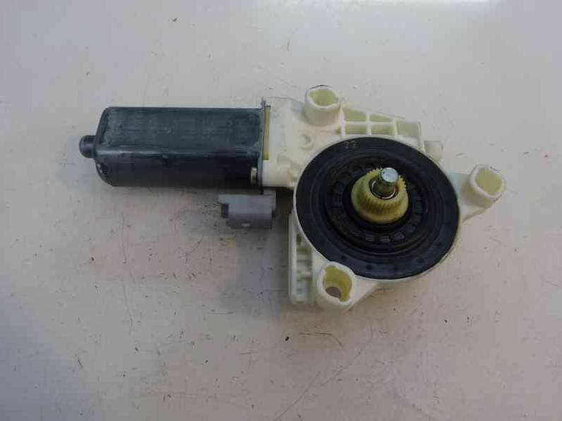 MOTOR ELEVALUNAS DELANTERO DERECHO PEUGEOT 307 2003 2.0 HDI FAP (107 CV)