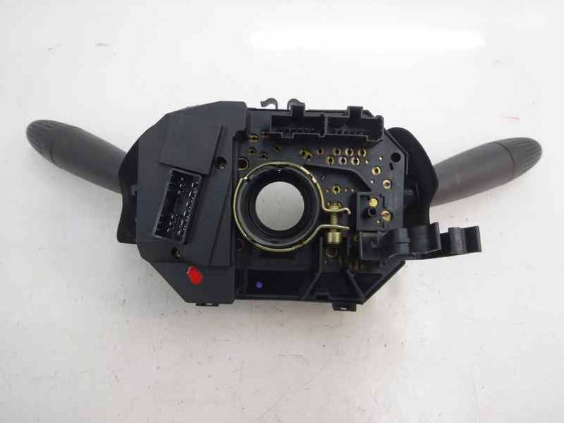 MANDO MULTIFUNCION FIAT PUNTO BERLINA 2001 1.9 D ECO (60 CV)