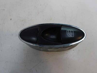 MANDO ELEVALUNAS DELANTERO DERECHO MERCEDES CLASE E BERLINA 2003 3.2 CDI (204 CV)