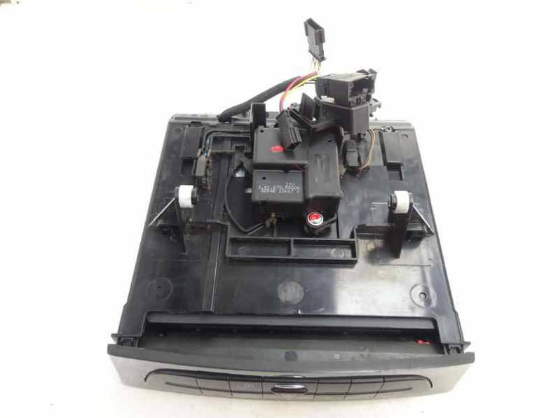 SISTEMA AUDIO RADIO CD MERCEDES CLASE E BERLINA 2003 3.2 CDI (204 CV)