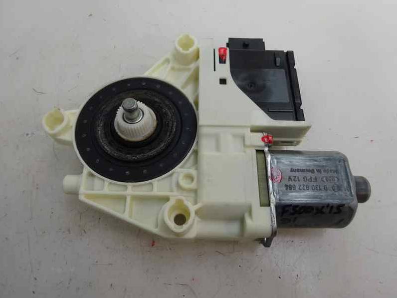 MOTOR ELEVALUNAS DELANTERO IZQUIERDO FIAT 500 X 2015 1.6 16V (110 CV)