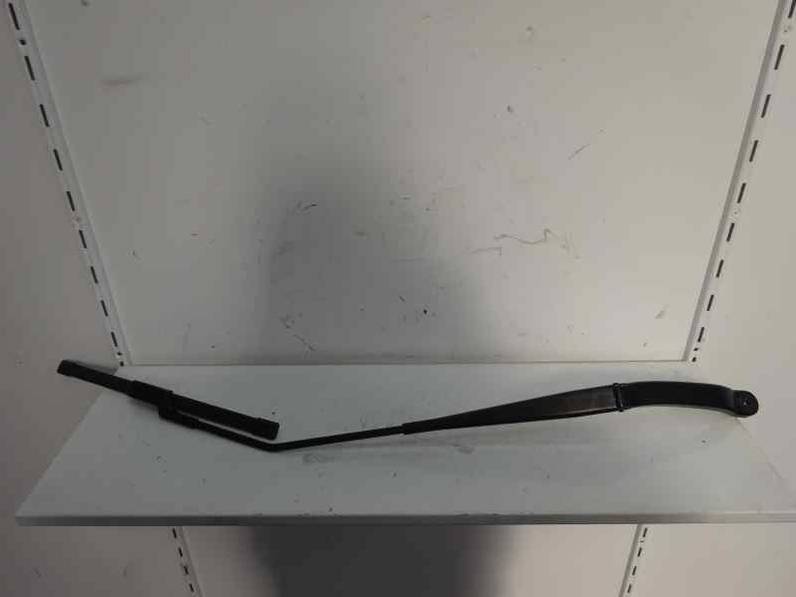 BRAZO LIMPIA DELANTERO DERECHO FIAT 500 X 2015 1.6 16V (110 CV)