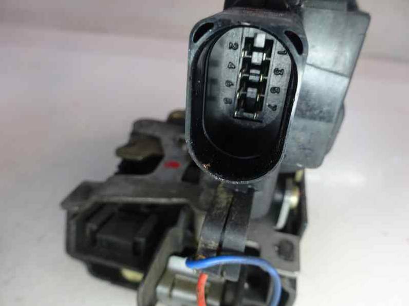 CERRADURA PUERTA DELANTERA DERECHA VOLKSWAGEN GOLF IV BERLINA 2002 1.9 TDI (101 CV)