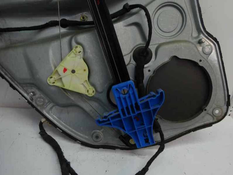 ELEVALUNAS TRASERO DERECHO VOLKSWAGEN BORA BERLINA 2000 1.9 TDI (90 CV)