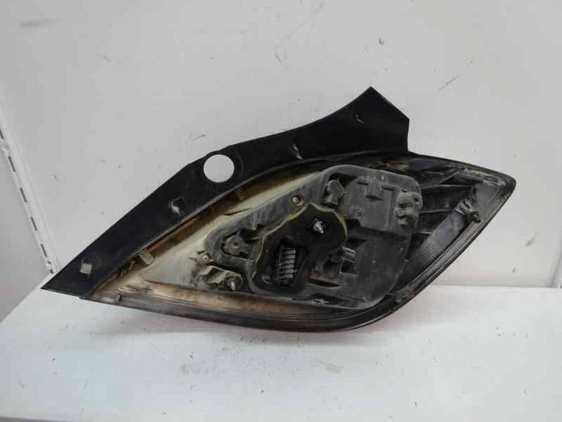 PILOTO TRASERO IZQUIERDO OPEL ASTRA GTC 2005 1.7 16V CDTI (101 CV)