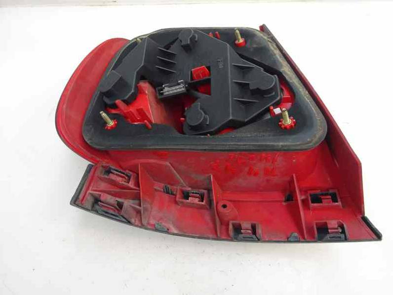 PILOTO TRASERO DERECHO AUDI A4 BERLINA 1996 1.8 20V TURBO (150 CV)