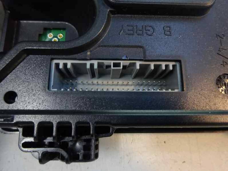 CAJA RELES FUSIBLES RENAULT SCENIC III 2011 1.5 DCI D FAP (110 CV)