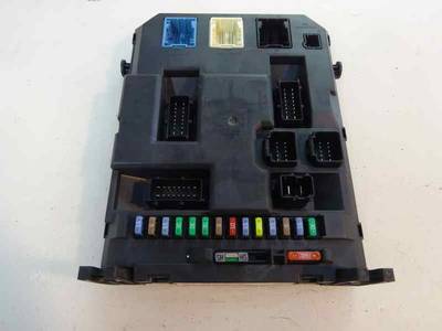 CAJA RELES FUSIBLES CITROEN DS3 2011 1.6 E-HDI FAP (92 CV)