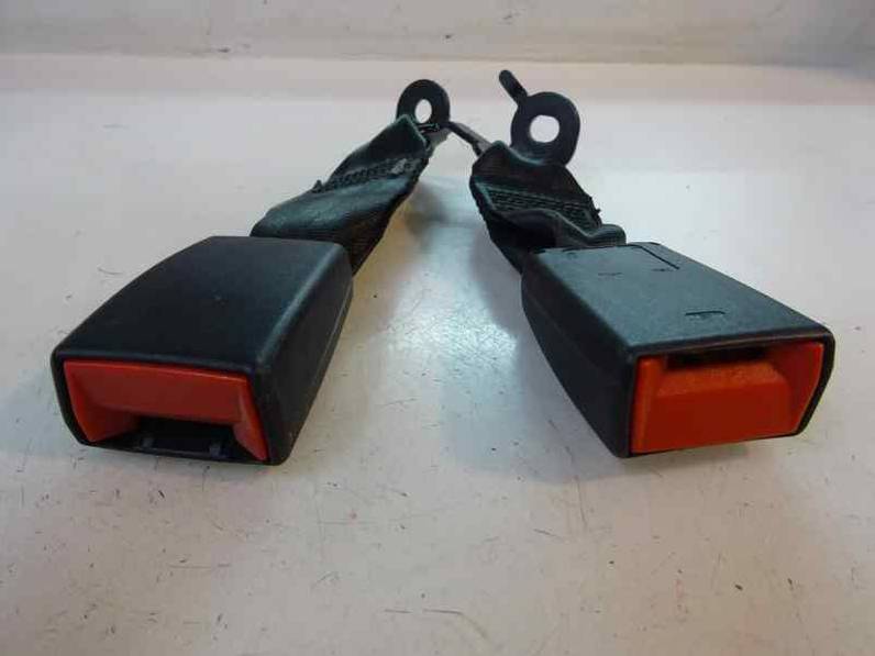 CINTURON SEGURIDAD TRASERO IZQUIERDO CITROEN DS3 2011 1.6 E-HDI FAP (92 CV)