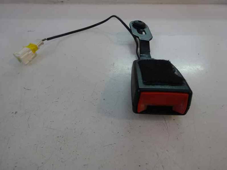 CINTURON SEGURIDAD DELANTERO DERECHO CITROEN DS3 2011 1.6 E-HDI FAP (92 CV)