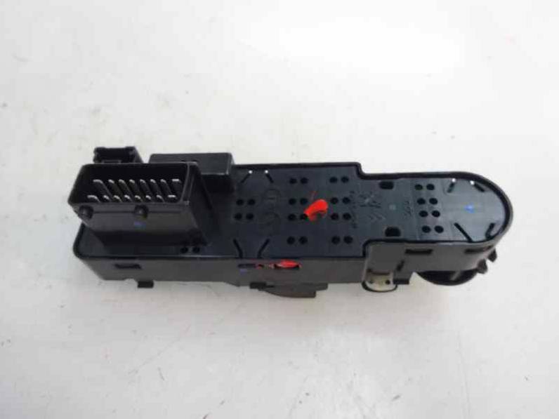 MANDO ELEVALUNAS DELANTERO DERECHO CITROEN DS3 2011 1.6 E-HDI FAP (92 CV)