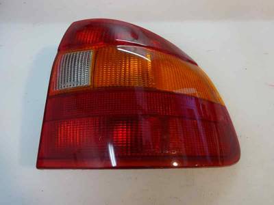 PILOTO TRASERO DERECHO OPEL ASTRA F BERLINA 1994 1.6 16V (101 CV)