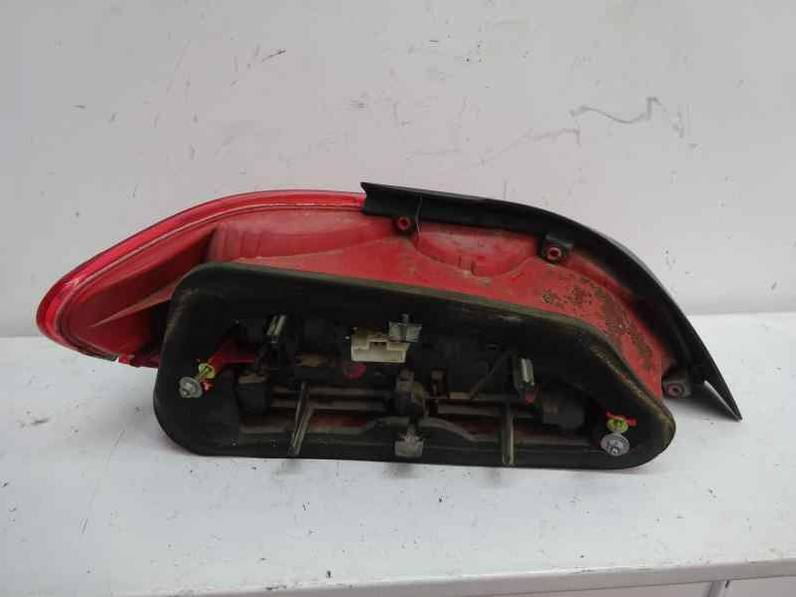 PILOTO TRASERO DERECHO PEUGEOT 406 BERLINA 2003 2.0 HDI (109 CV)