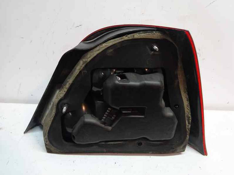 PILOTO TRASERO IZQUIERDO MG ROVER SERIE 25 2003 1.4 16V (103 CV)
