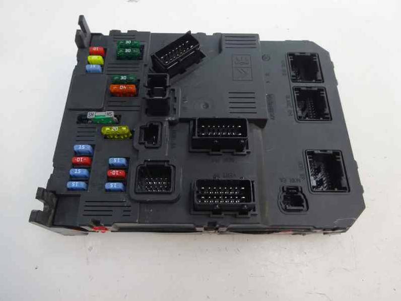 CAJA RELES FUSIBLES CITROEN XSARA PICASSO 2008 1.6 16V HDI (90 CV)