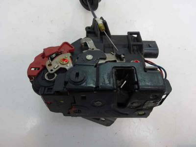 CERRADURA PUERTA TRASERA IZQUIERDA AUDI A4 BERLINA 2001 1.9 TDI (131 CV)