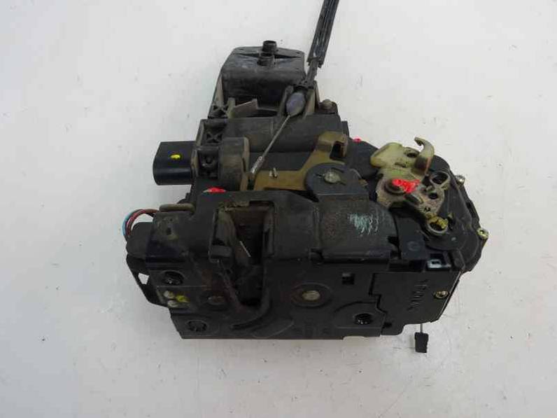 CERRADURA PUERTA DELANTERA DERECHA VOLKSWAGEN PASSAT BERLINA 1999 1.9 TDI (110 CV)