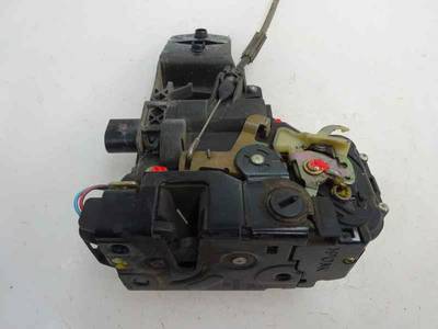 CERRADURA PUERTA TRASERA DERECHA VOLKSWAGEN PASSAT BERLINA 1999 1.9 TDI (110 CV)