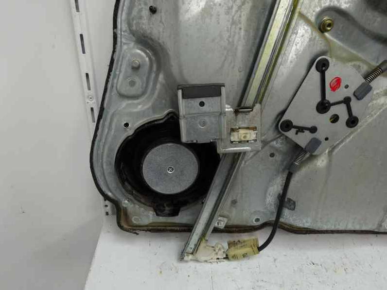 ELEVALUNAS DELANTERO IZQUIERDO VOLKSWAGEN PASSAT BERLINA 1999 1.9 TDI (110 CV)