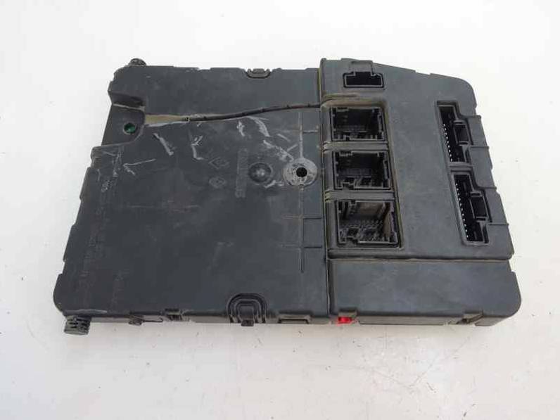 CAJA RELES FUSIBLES RENAULT SCENIC II 2005 1.9 DCI D (120 CV)