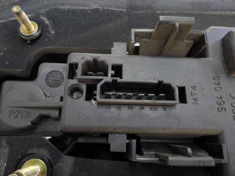 PILOTO TRASERO DERECHO SEAT IBIZA 2001 1.4 (60 CV)