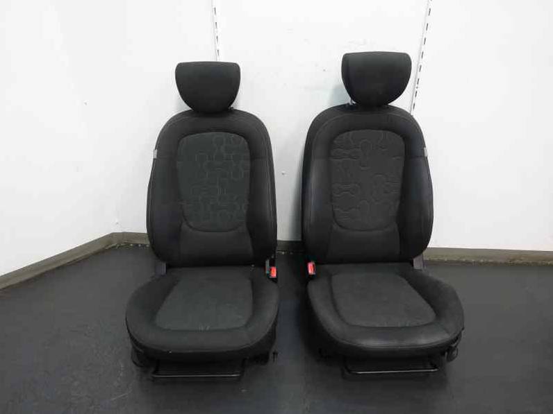 JUEGO ASIENTOS COMPLETO HYUNDAI I20 2009 1.2 (78 CV)