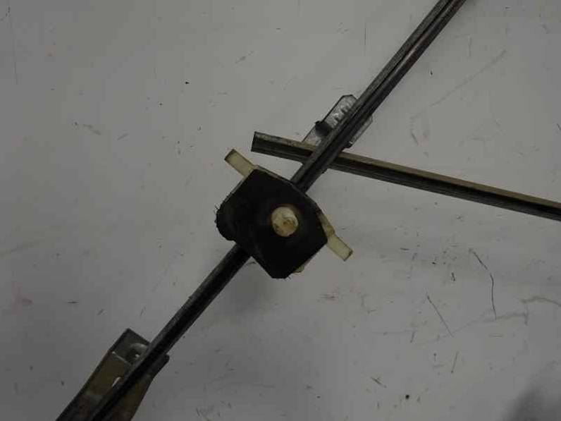 ELEVALUNAS DELANTERO DERECHO RENAULT CLIO I FASE I II 1996 1.2 (58 CV)