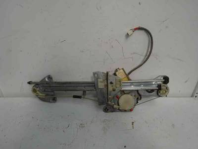 ELEVALUNAS TRASERO IZQUIERDO MAZDA 626 BERLINA 2001 2.0 TURBODIESEL (110 CV)