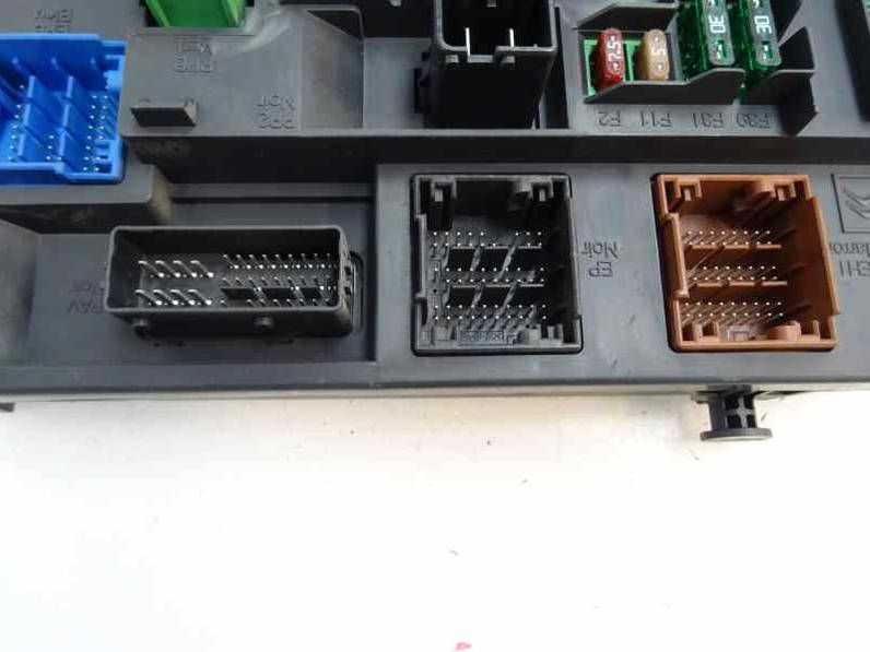 CAJA RELES FUSIBLES CITROEN C4 LIM 2011 1.6 HDI FAP (92 CV)