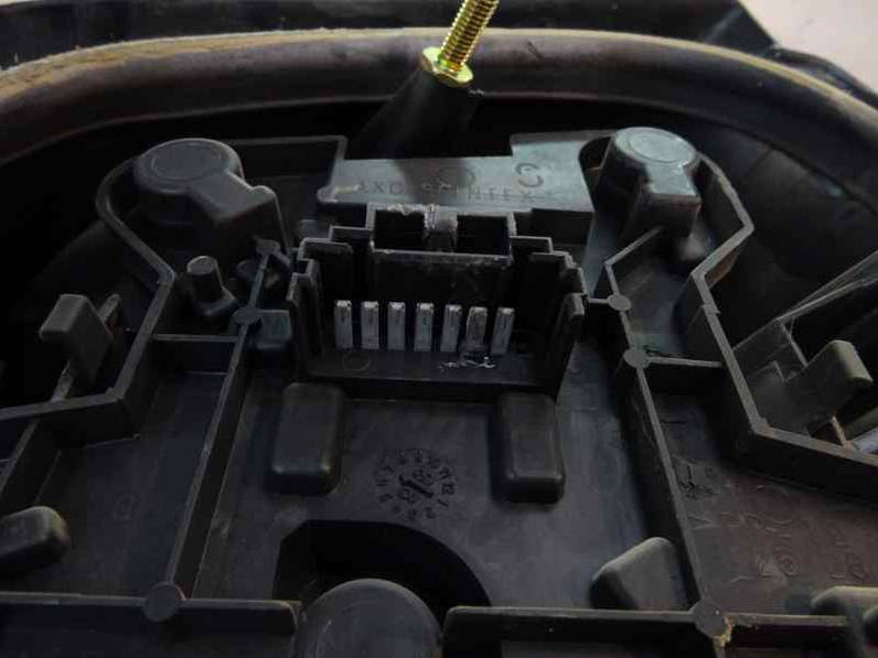 PILOTO TRASERO IZQUIERDO RENAULT MEGANE I CLASSIC 1998 1.6 (90 CV)