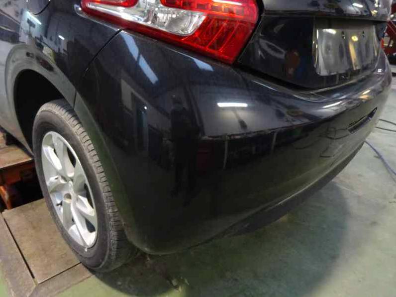 PARAGOLPES TRASERO PEUGEOT 208 2012 1.2 16V VTI (82 CV)