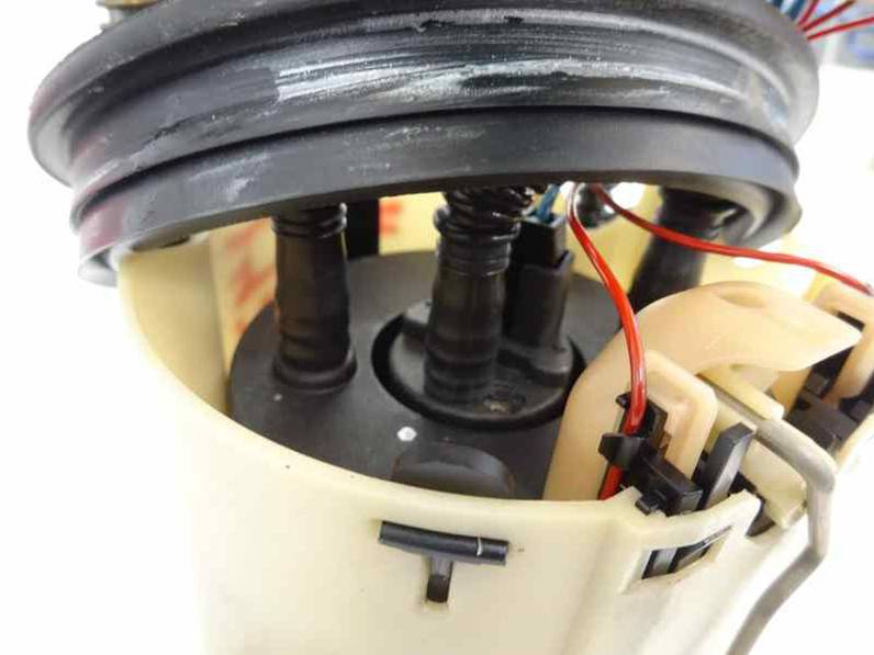 BOMBA COMBUSTIBLE TOYOTA AVENSIS BERLINA 2005 1.8 16V (129 CV)